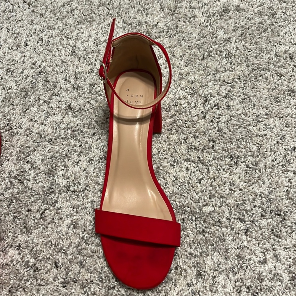 A New Day low heels